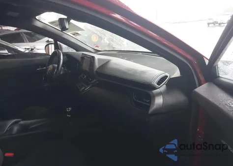 2018 Toyota C-Hr Xle Premium z USA, uszkodzony, nr VIN NMTKHMBX7JR037076